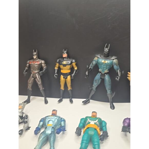 Batman: The Animated Series One:12 Collective Robin Action  Lot of Vintage Dc 12 Batman Toys Action Figures 1 Robin